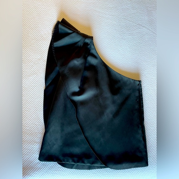 Club Monaco One Shoulder Top - Picture 4 of 4